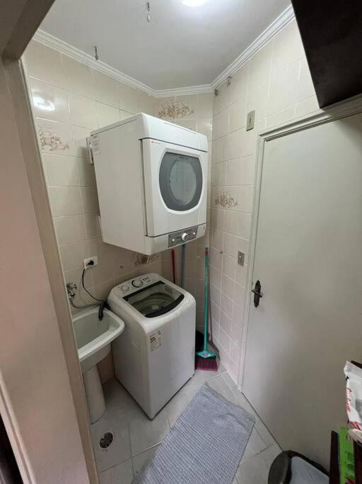 Apartment Wembley Tenis, Toninhas, Ubatuba-sp *