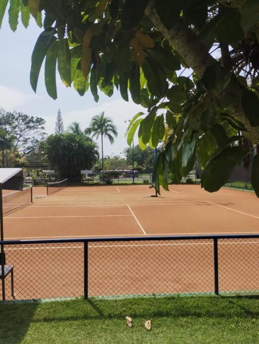 Wembley Tenis, Toninhas, Ubatuba-sp Ubatuba